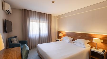 Quarto vista cidade  Hotel Navarras Amarante Quarto vista cidade  Hotel Navarras Amarante